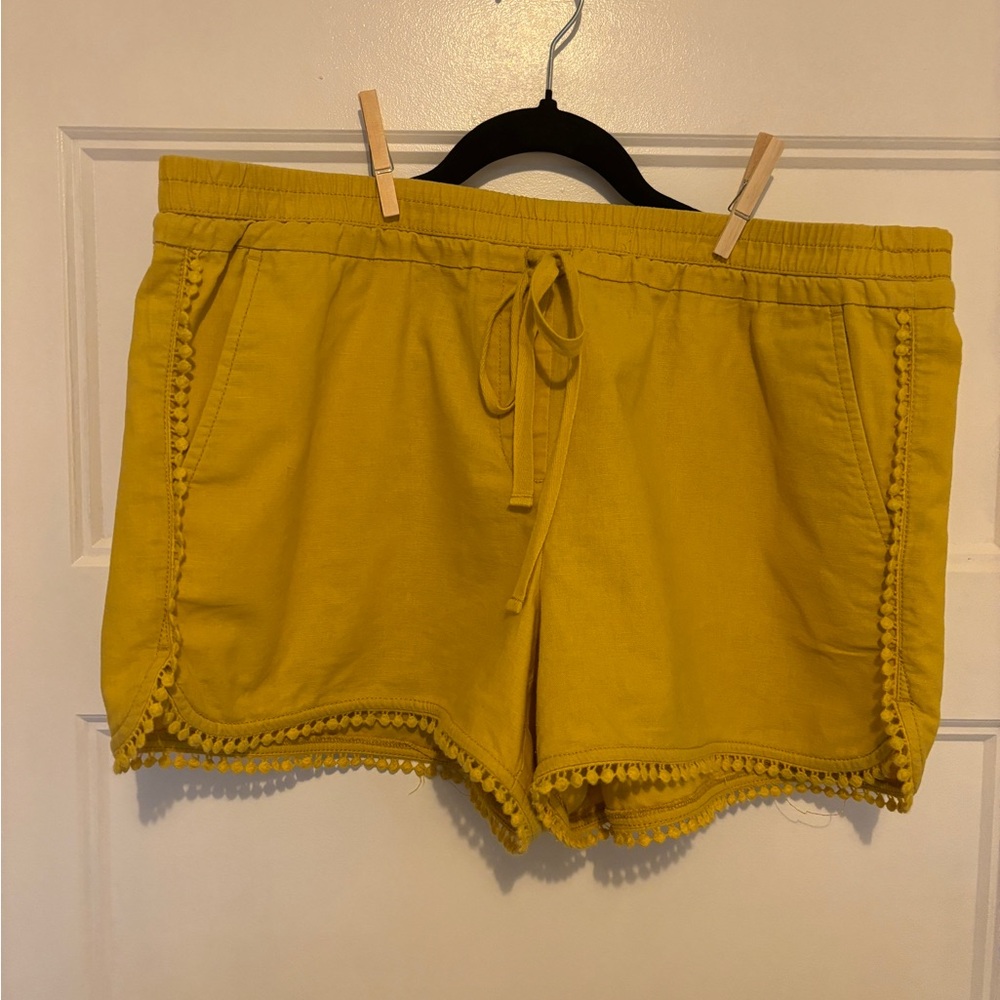 LOFT yellow linen blend shorts